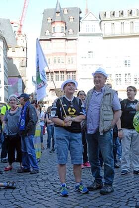15.05.2015, xhbx, Fussball UEFA Champions League Womans, 1.FFC Frankfurt empfang im Roemer, v.l. FFC Frankfurt Fans