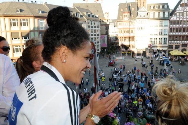15.05.2015 Frankfurt am Main, Römer Kaisersaa UEFA Women’s Champions League Sieger 1. FFC Frankfurt wie im Römer empfangen Celia Sasic ( FFC Frankfurt)