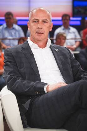 MDR - Riverboat. Fußballtrainer Mario Basler anläßlich der MDR - Talkshow Riverboat am 15.05.2015 im Studio 3 der Mediacity Leipzig.