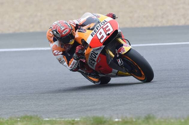 16.05.2015. Le Mans, France. MotoGP. Monster Energy Grand Prix de France. Marc Marquez (Repsol Honda) takes pole during the qualifying sessions at Bugatti circuit. xGaetanoxPiazzollax  ActionPlus11621565