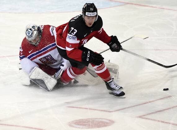 Left to right: goalkeeper Ondrej Pavelec (CZE) and forward Tyler Toffoli (CAN) in action during the Ice hockey Eishockey World Championships semifinal match Canada vs Czech Republic in Prague, Czech Republic, May 16, 2015. (CTKxPhoto RomanxVondrous) CTKPhotoP201505160503601  vnd 1