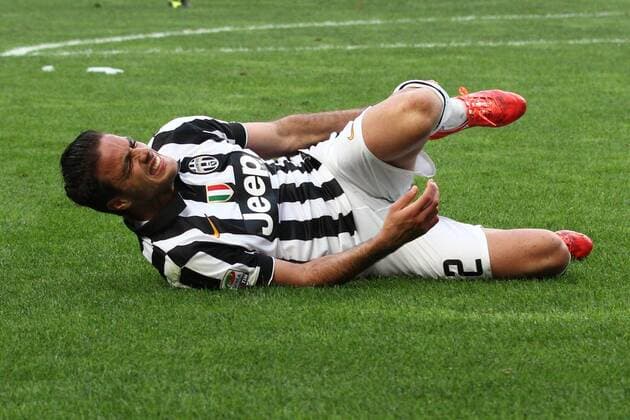 Aktuell Fußball, Italien, Serie A, Inter Mailand - Juventus Turin May 16, 2015 - Milan, Italy - Juventus forward Alessandro Matri (32) lies on the pitch during the Serie A football match n.36 INTER - JUVENTUS on 16 05 15 at the Stadio Meazza in Milan, Italy. Copyright 2015 Matteo Bottanelli Serie A: Inter Juventus  - ZUMAn230
