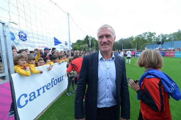 Aktuell Fußball, EM 2016, Auftakt der Tour des französischen Fußballverbandes Didier Deschamps - Nationaltrainer France FOOTBALL : Lancement du FFF Tour - Euro 2016 - EM Tour Nationalteam FRA - Joeuf - 16 05 2015 Moax 