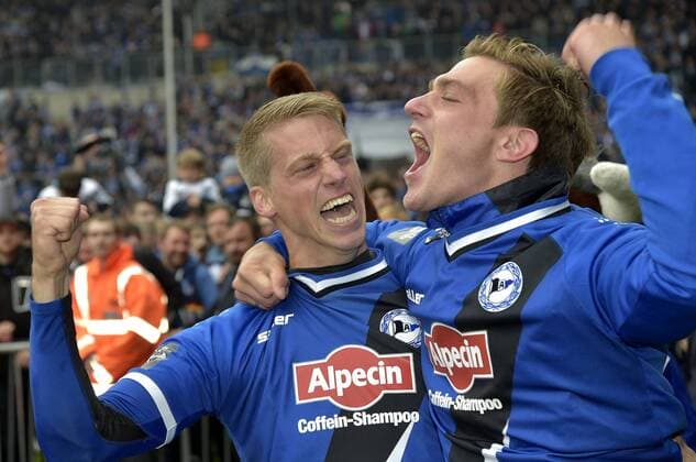 16-05-2015 pmk MX115559 Fussball Herren 3.Liga Saison 2014 2015 Arminia Bielefeld - SSV Jahn Regensburg 2:2 07 Marc LORENZ Bielefeld 06 Tom SCHUETZ Bielefeld