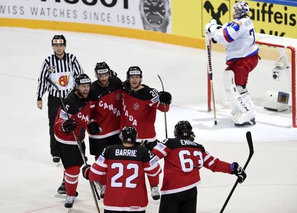 Canadian team celebrate goal during the Ice hockey Eishockey World Championships final duel for gold medal Canada vs Russia in Prague, Czech Republic, May 17, 2015. (CTKxPhoto RomanxVondrous) CTKPhotoP201505170624801  vnd 2