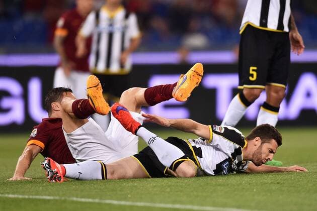 Aktuell Fußball, Italien, Serie A, AS Rom - Udinese Calcio Francesco Totti Roma, Thomas Heurtaux Udinese Serie A 2014 2015 AS Roma - Udinese Calcio andreaxstaccioli