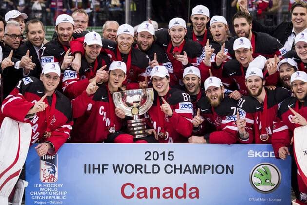 May 17, 2015 - Prag, TJECKIEN - 150517 Kanadas spelare jublar med VM-pokalen efter finalmatchen i ishockey-VM mellan Kanada och Ryssland den 17 maj 2015 i Prag..Foto: Joel Marklund BILDBYRÂN kod JM 87014 News - May 17, 2015  - ZUMAb138