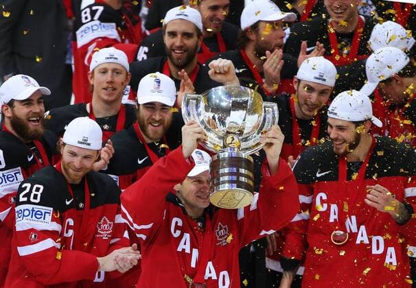 PRAGUE, CZECH REPUBLIC. MAY 17, 2015. Canada s players hold a trophy after winning the 2015 IIHF Ice hockey Eishockey World Championship WM Weltmeisterschaft final match against Russia at O2 Arena. The Canadian team won the game 6:1 and claimed the world title. Valery Sharifulin TASS  TS003838