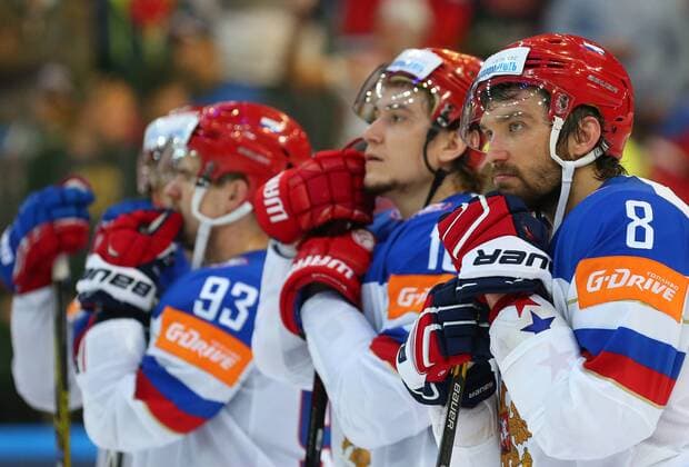 PRAGUE, CZECH REPUBLIC. MAY 17, 2015. Russia s forwards Alexander Ovechkin and Sergei Plotnikov (R-L) upset after losing the 2015 IIHF Ice hockey Eishockey World Championship WM Weltmeisterschaft final match against Canada at O2 Arena. The Canadian team won the game 6:1 and claimed the world title. Yelena Rusko TASS  TS003849