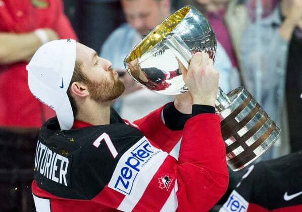 17.05.2015, O2 Arena, Prag, CZE, IIHF, WM, Kanada vs Russland, Finale, im Bild Sean Couturier of Canada celebrates with a trophy after winning during the IIHF Icehockey World Championships Final Match between Canada and Russia at the O2 Arena in Prag, Czech Republic on 2015 05 17.  EP_pon  