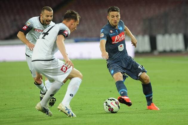 Aktuell Fußbal, Italien, Serie A, SSC Neapel - AC Cesena May 18, 2015 - Naples, Italy - Dries Mertens of SSC Napoli during the italian Serie A football match between SSC Napoli and Cesena at San Paolo Stadium on May 18, 2015 in Naples,Italy. SSC Napoli and Cesena - Serie A  - ZUMAn230
