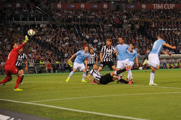 20.05.2015. Rome, Italy. TIM Coppa Italia Final. Lazio versus Juventus. Giorgio Chiellini scores the goal for Juventus for the equaliser at 1-1 xGiuseppexMaffiax  ActionPlus11622369