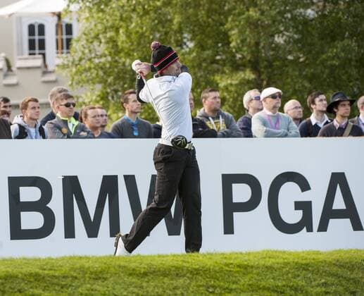 21.05.2015. Wentworth, England. BMW PGA Golf Herren Golf Championship. Round 1. Gary Stal FRA on the first tee. The first round of the 2015 BMW PGA Championship from The West Course Wentworth Golf Club xStephenxBartholomewx  ActionPlus11622531