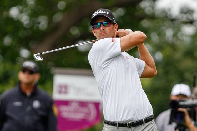 21 MAY 2015: Defending champion Adam Scott hits his tee shot on 9 during the first round of the Crowne Plaza Invitational at Colonial. GOLF: MAY 21 PGA Golf Herren - Crowne Plaza Invitational at Colonial - First Round Icon1505215351 EDITORIAL USE ONLY