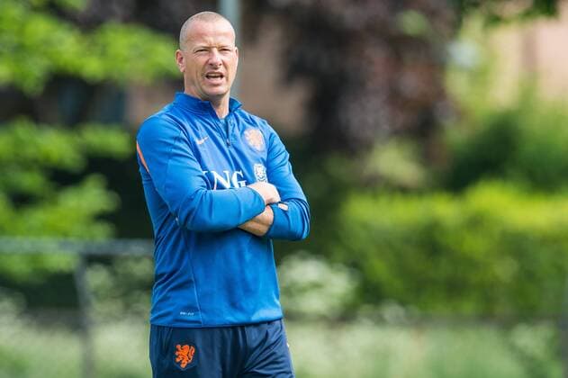 goalkeeper trainer Arno van Zwam of Holland U21 U 21 Training Holland U21 Topvoetbal 2014 2015 xVIxGerritxvanxKeulenxIVx 3894250