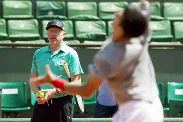 TENNIS - ATP Tennis Herren French Open 2015 PARIS,FRANCE,22.MAY.15 - TENNIS - ATP World Tour, Grand Slam, Roland Garros, French Open, training. Image shows Boris Becker and Novak Djokovic (SRB). GEPAxpictures xMatthiasxHauer
