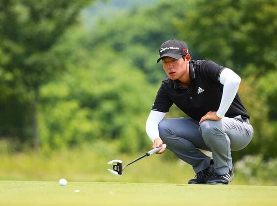 WUHAN, CHINA - MAY 22: (CHINA OUT) Justin Shin of Canada in action during the second round match in 2015 Pingan Bank China Tour - PGA Golf Herren Tour China Series - United Investment Real Estate Wuhan Open at Yishan Golf Club on May 22, 2015 in Wuhan, Hubei province of China.  CFP467920001 