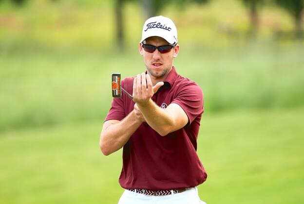WUHAN, CHINA - MAY 22: (CHINA OUT) Mathew Perry of New Zealand in action during the second round match in 2015 Pingan Bank China Tour - PGA Golf Herren Tour China Series - United Investment Real Estate Wuhan Open at Yishan Golf Club on May 22, 2015 in Wuhan, Hubei province of China.  CFP467920026 