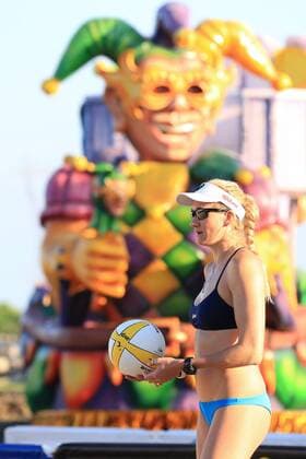 May 23, 2015: Kerri Walsh Jennings prepares to serve during the season opener of AVP Beach volleyball Beachvolleyball along Lake Pontchartrain in New Orleans Louisiana Beach Volleyball 2015: AVP New Orleans MAY 23 - ZUMAc04_