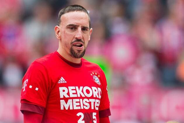 1. Bundesliga, Saison 2014 2015, 34. Spieltag in Muenchen, FC Bayern Muenchen - 1. FSV Mainz 05, Franck Ribery (FC Bayern 7) DeFodi507