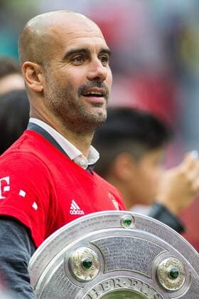 1. Bundesliga, Saison 2014 2015, 34. Spieltag in Muenchen, FC Bayern Muenchen - 1. FSV Mainz 05, Trainer Pep Guardiola (FC Bayern) DeFodi507