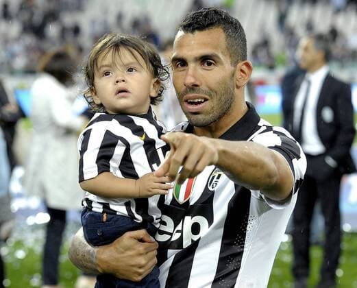 Aktuell Fußball, Italien, serie A Football ITA , Juventus Turin feiert die Meisterschaft Carlos Tevez, 23-05-2015, , Football 2014 2015 serie A Football ITA , Juventus Turin - SSC Napoli , Foto FilippoxAlfero Insidefoto filippoxalfero