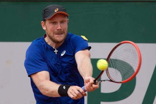 Matthias Bachinger (GER) Tennis - French Open 2015 - Grand Slam ITF ATP Tennis Herren WTA Tennis Damen - Roland Garros - Paris - - France - 24 May 2015. Juergen Hasenkopf