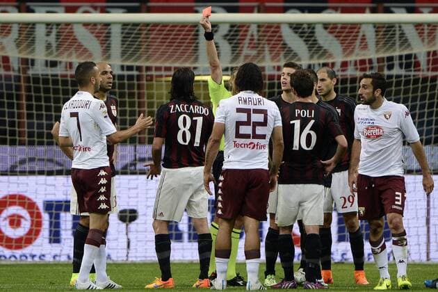 Aktuell Fußball, Italien, serie A Football ITA , AC Mailand - FC Turin sending off Cristian Zaccardo Milan. Red card 24-05-2015 Football serie A Football ITA AC Milan - Torino FC . Foto GiuseppexCeleste Insidefoto giuseppexceleste