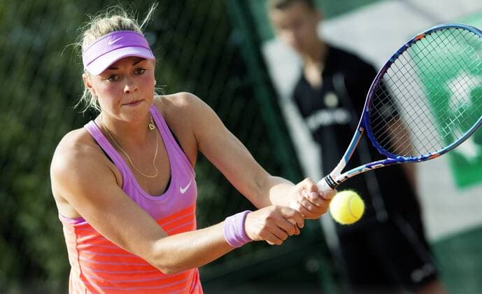 TENNIS - WTA Tennis Damen French Open 2015 PARIS,FRANCE,25.MAY.15 - TENNIS - WTA World Tour, Grand Slam, Roland Garros, French Open. Image shows Carina Witthoeft (GER). GEPAxpictures xMatthiasxHauer
