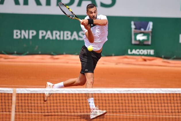 Benoit Paire (fra) def ELias (Por) TENNIS : Tournoi de Roland Garros 2015 - 25 05 2015 TennisMagazine Panoramic 
