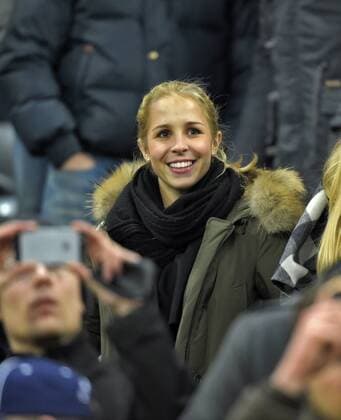 04.03.2015, Fussball DFB-Pokal 2014 2015, Achtelfinale, FC Bayern München - Eintracht Braunschweig, in der Allianz-Arena München. Nina Weiss, Freundin von Torwart Manuel Neuer (Bayern). 