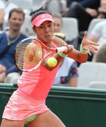 (150526) -- PARIS, May 26, 2015 -- Wang Qiang of China competes during the women s singles first round match against Francesca Schiavone of Italy at 2015 French Open tennis tournament at Roland Garros, in Paris, France on May 26, 2015. ) (SP)FRANCE-PARIS-TENNIS-ROLAND GARROS-DAY 3 HanxYan 
