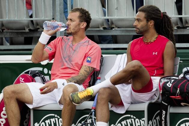TENNIS - ATP Tennis Herren French Open 2015 PARIS,FRANCE,26.MAY.15 - TENNIS - ATP World Tour, Grand Slam, Roland Garros, French Open, doubles. Image shows Andreas Haider-Maurer (AUT) and Dustin Brown (GER). GEPAxpictures xMatthiasxHauer