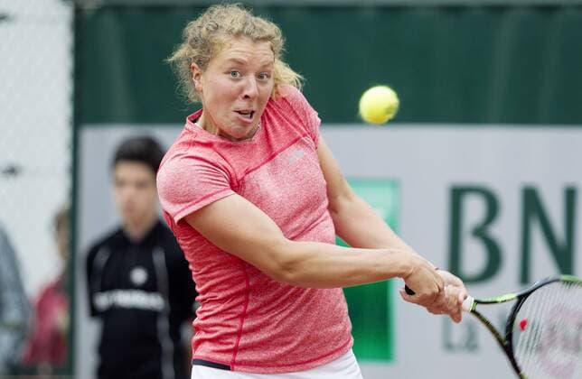 TENNIS - WTA Tennis Damen French Open 2015 PARIS,FRANCE,26.MAY.15 - TENNIS - WTA World Tour, Grand Slam, Roland Garros, French Open. Image shows Anna-Lena Friedsam (GER). GEPAxpictures xMatthiasxHauer