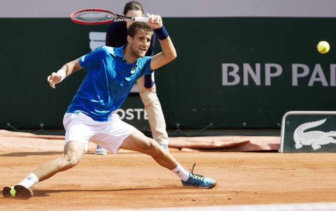 TENNIS - ATP Tennis Herren French Open 2015 PARIS,FRANCE,27.MAY.15 - TENNIS - ATP World Tour, Grand Slam, Roland Garros, French Open. Image shows Martin Klizan (SVK). GEPAxpictures xMatthiasxHauer