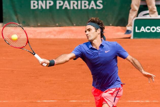 Roger Federer of Switzerland in action in a 2nd round match against Marcel Granollers of Spain on day three of the 2015 French Open tennis tournament at Roland Garros in Paris, France. Sydney Low Cal Media. Tennis 2015: French Open MAY 27 - ZUMAc04_