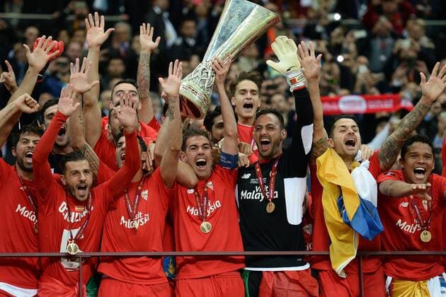 Warschau, Polen - Europa League Finale 2014 2015, FC Sevilla feiert den Sieg 