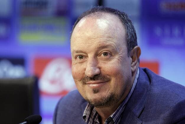 Trainer Rafa Benitez gibt seinen Abschied vom SSC Neapel bekannt. xANGELxRIVEROx 