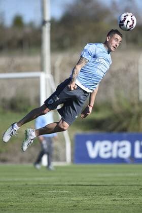 Aktuell ußball, Copa America, Training Uruguay CANELONES, May 28, 2015 -- Uruguayan National Football Team player Jose Maria Gimenez takes part in a training session, at Uruguay Celeste sports complex, in Canelones, 30km from Montevideo, capital of Uruguay, on May 28, 2015. Uruguayan National Football Team prepared to take part in the Copa America 2015, to be held from June 11 to July 4 in Chile. Nicolas Celaya) (jg) (SP)URUGUAY-CANELONES-COPA AMERICA-TRAINING e NICOLASxCELAYA