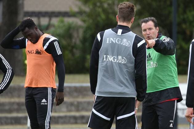 Aktuell Fußball, Training Nationalteam Belgien mit Marc Wilmots - KNOKKE-HEIST, BELGIUM: Belgium s Romelu Lukaku and Belgium s head coach Marc Wilmots pictured during a training session on the second day of the training camp of Belgian national soccer team The Red Devils in Knokke-Heist, Friday 29 May 2015. The Devils are preparing for a friendly game against France and a Euro 2016 qualification game against Wales. BRUNOxFAHY  x04632953x