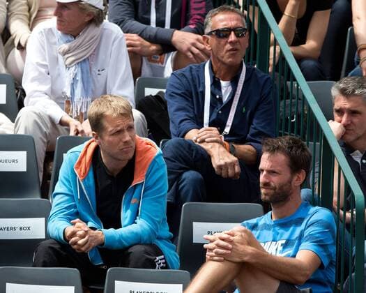 Team Sabine Lisicki in der Spieler Loge, R-L. Trainer Christopher Kas, Freund Oliver Pocher, dahinter mit Sonnenbrille Zoran Petkovic,Vater von Andrea. Tennis - French Open 2015 - Grand Slam ITF ATP Tennis Herren WTA Tennis Damen - Roland Garros - Paris - - France - 29 May 2015.