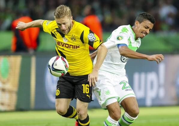 KUBA (Jakub Blaszczykowski) , BVB 16 Zweikampf , Aktion um den Ball gegen Luiz GUSTAVO, WOB 22 BORUSSIA DORTMUND - VFL WOLFSBURG 1-3 Fussball DFB Pokal Finale , Berlin, am 30.05.2015 Saison1415 , Saison 2014 2015, DFB-Pokal