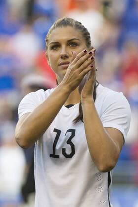 May 30, 2015: US Women s national team Nationalteam forward Alex Morgan (13) salutes the crowd during the United States Womens vs. Korea Republic- International Friendly Länderspiel at Redbull Arena in Harrison, NJ. The US Women s National Team played The Korea Republic to a 0-0 draw. (Mandatory Credit: Kostas Lymperopoulos Cal Media SOCCER 2015: Korea Republic vs United States MAY 30 - ZUMAc04_