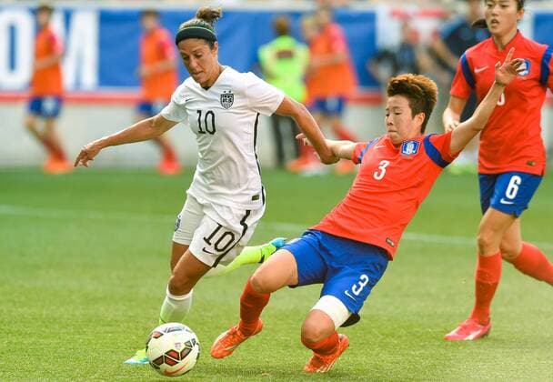 May 30, 2015: United States midfielder Carli Lloyd 10 and Korea Republic defender Kim Hyeri 3 battle for a loose ball during a International Friendly Länderspiel match between the Korea Republic and the United States at Red Bull Arena in Harrison, New Jersey. The Korea Republic and United States played to a 0-0 tie. Rich Barnes CSM SOCCER 2015: Korea Republic vs United States MAY 30 - ZUMAc04_