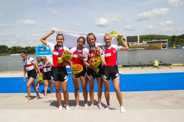 Aktuell Rudern, EM in Posen, Siegerehrung EUROPEAN ROWING CHAMPIONSHIPS POZNAN 2015 Agnieszka Kobus, Joanna Leszczynska, Maria Springwald, Monika Ciaciuch (POL) W4x ,  20150531_awj_1381