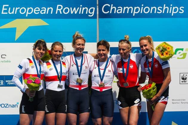 Aktuell Rudern, EM in Posen, Siegerehrung EUROPEAN ROWING CHAMPIONSHIPS POZNAN 2015 Charlotte Taylor, Katherine Copeland (GBR), Joanna Dorociak, Weronika Deresz (POL), Fini Sturm, Marie-Louise Draeger (GER) LW2x ,  20150531_awj_1440