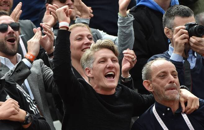 French Open Paris Roland Garros Bastian Schweinsteiger Deutschland bejubelt den Sieg seiner Freundin Ana Ivanovic ,Serbien