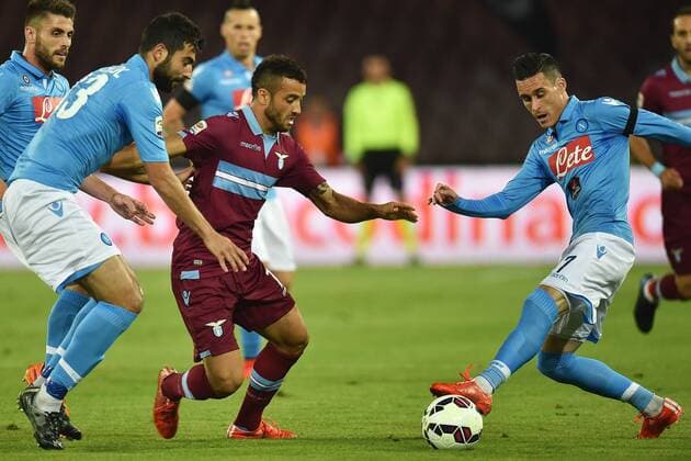 Aktuell Fußball, Italien, Serie A, SSC Neapel - Lazio Rom Raul Albiol, Jose Maria Callejon Napoli, Felipe Anderson Lazio Napoli 31-05-2015 Stadio San Paolo Football Calcio Serie A 2014 2015 SSC Napoli vs. Lazio Roma. andreaxstaccioli