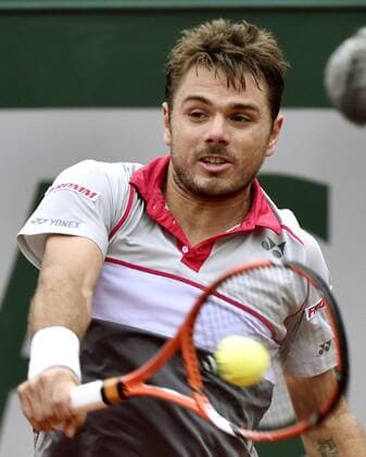 Wawrinka proceeds to French Open quarterfinals Stan Wawrinka of Switzerland hits a return to Gilles Simon of France in the fourth round of the French Open on May 31, 2015. Wawrinka won 6-1, 6-4, 6-2. 