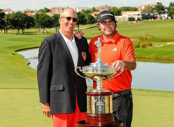 May 31, 2015: Steven Bowditch during the trophy presentation after final round play of the AT&T Byron Nelson Championship at TPC Four Seasons in Irving, Texas. GOLF: MAY 31 PGA Golf Herren - AT&T Byron Nelson Championship - Final Round Icon150531083 EDITORIAL USE ONLY